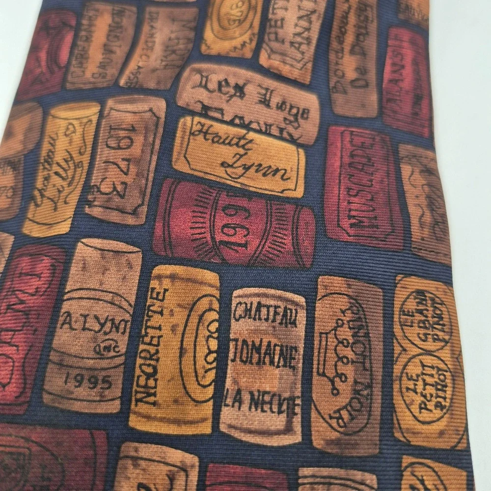 Alynn Neckwear Mens Silk Tie Wine Cork In Vino Veritas Sommelier Print USA Made